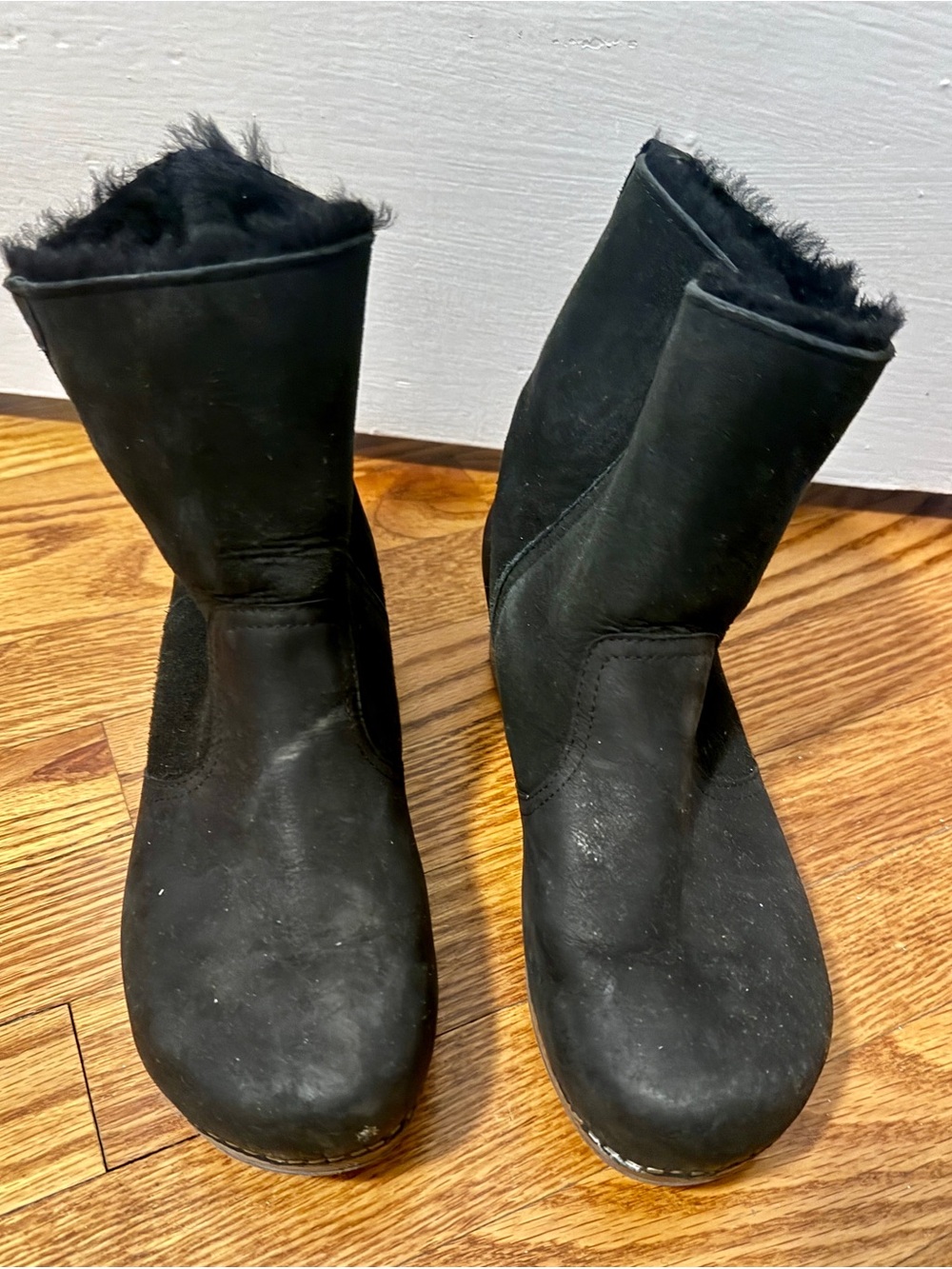 Women's Dansko Black Suede Shearling-Lined Boots